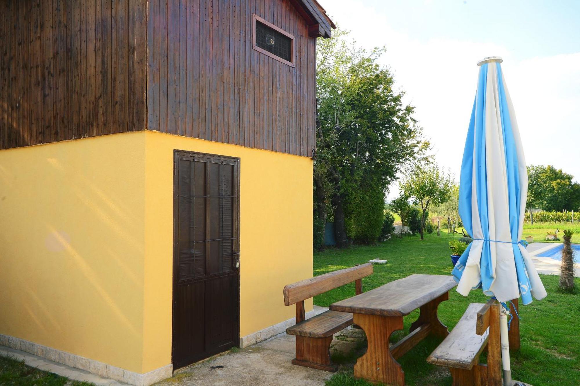 Ferienhaus Tomic Nedescina Exterior photo